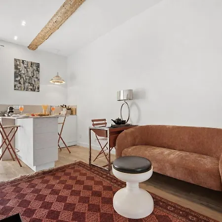 Le Vintage - Avec Balcon Au Coeur Du Vieil 公寓 昂蒂布